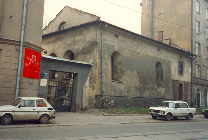 synagogi - Krakow Poper.jpg