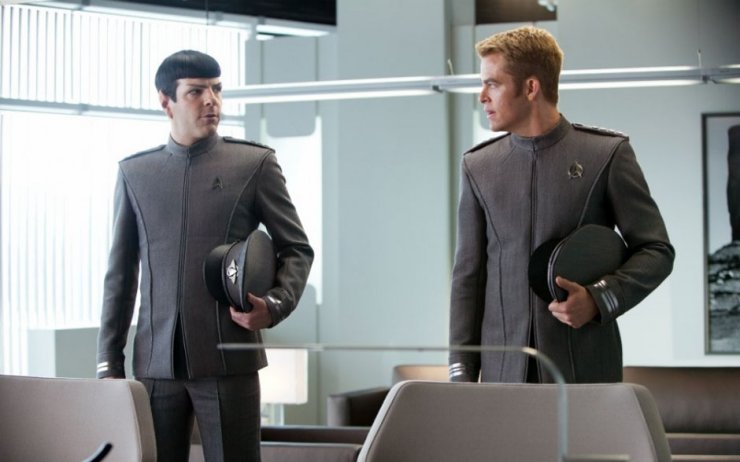 2. Zdjęcia - Chris-Pine-and-Zachary-Quinto-in-Star-Trek-Into-Darkness-2013-Movie-Image-2.jpg