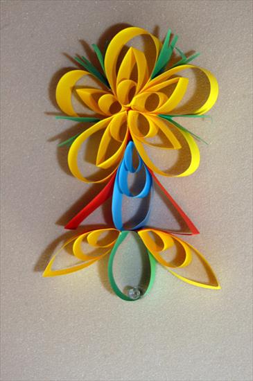 Quilling - 2006-12-10_at_10-07-51-YDcWkx.jpg