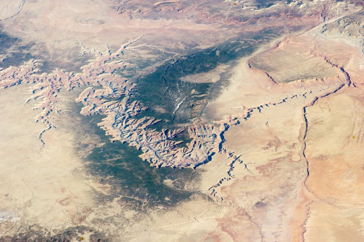 Nasa - Grand Canyon Geology Lessons on View.jpg
