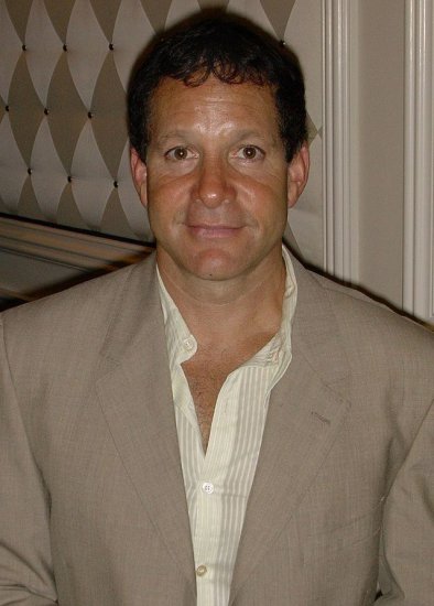 Aktorzy - Steve Guttenberg.jpg