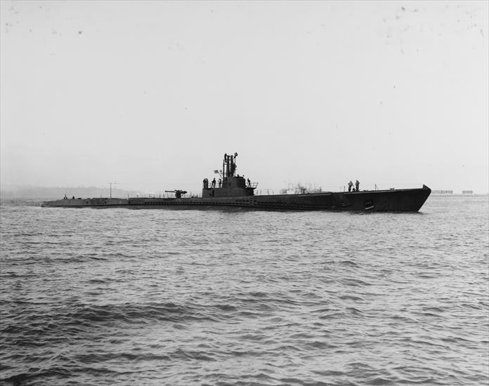 Salmon class - USS Salmon 1944b.jpg