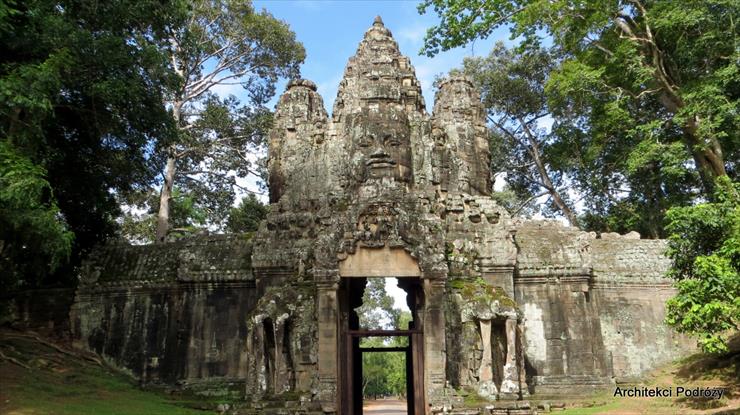 Angkor - Kambodża-Angkor-Thom-brama1.jpg